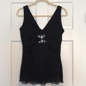 Sleeveless dress top